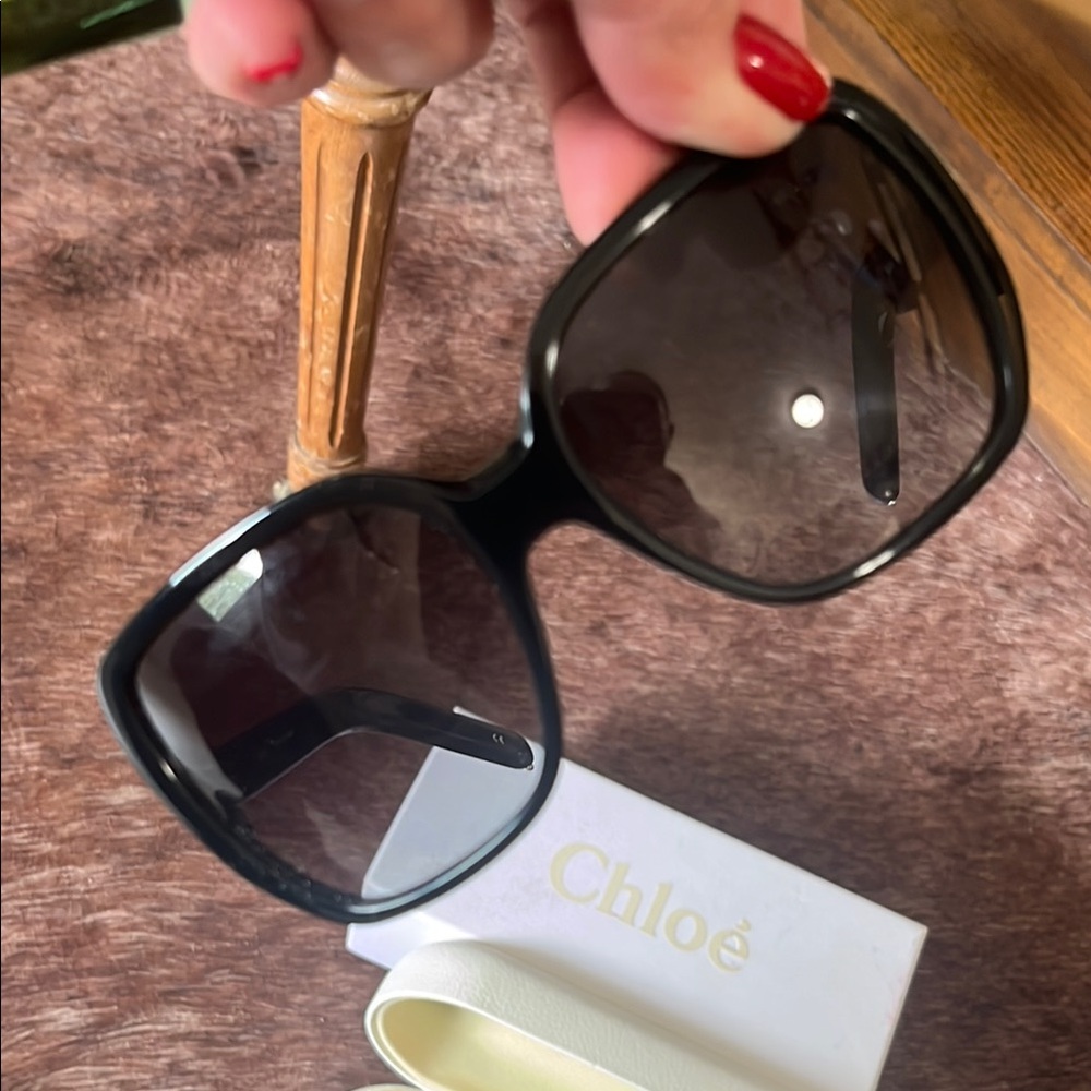 Black Sunglasses - Picture 5 of 5